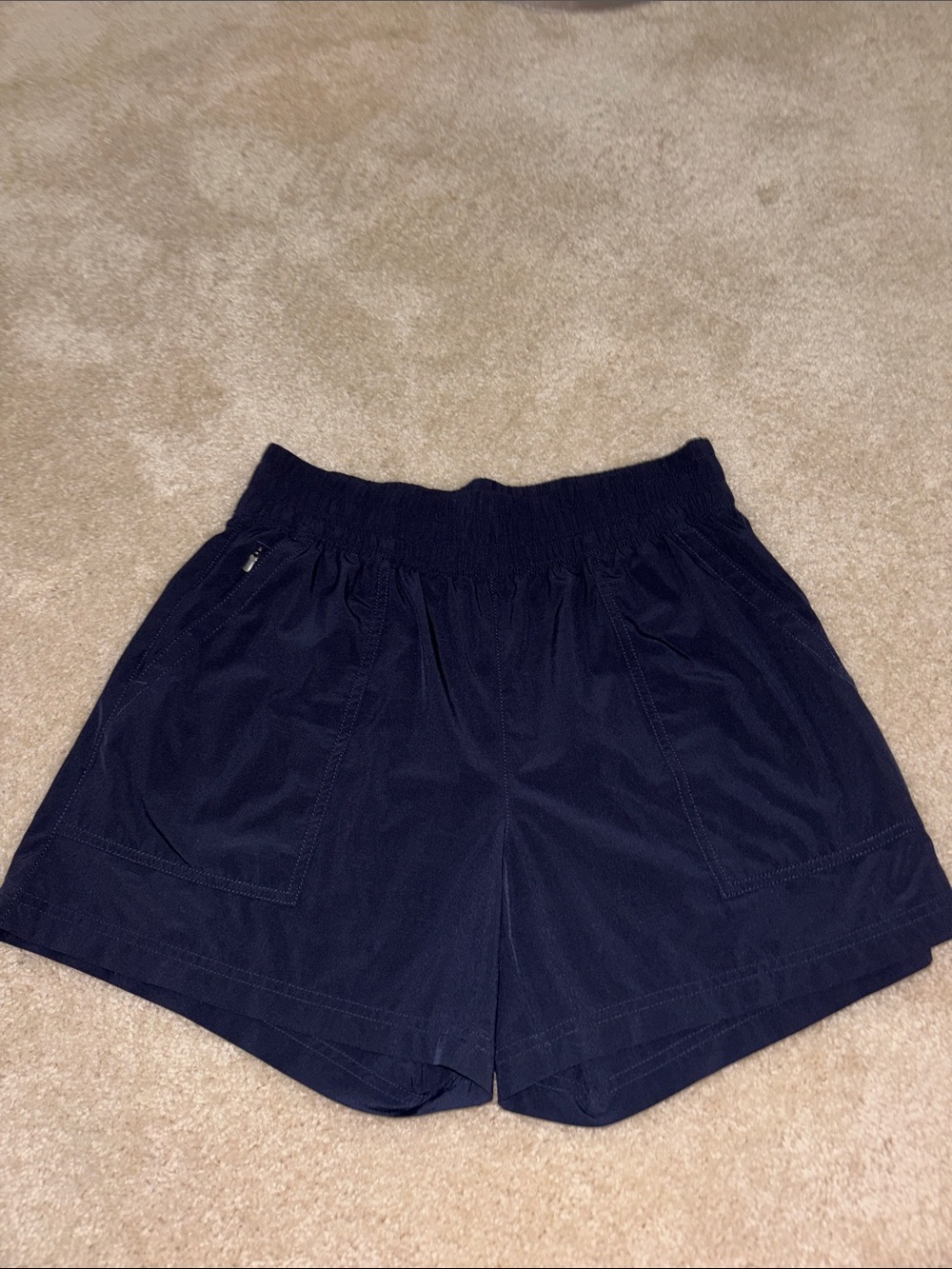 Athleta  Black Elastic-Waist Performance Shorts